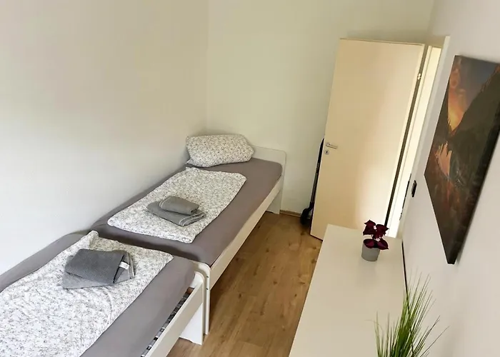 Monteurwohnung In Koeln-kalk * Κολωνία